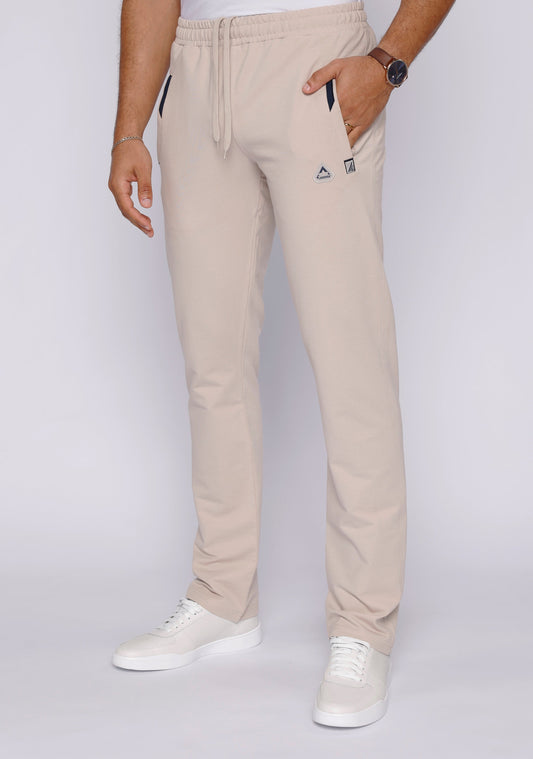Lifestyle shot of men's sweatpants with a 34-inch inseam.